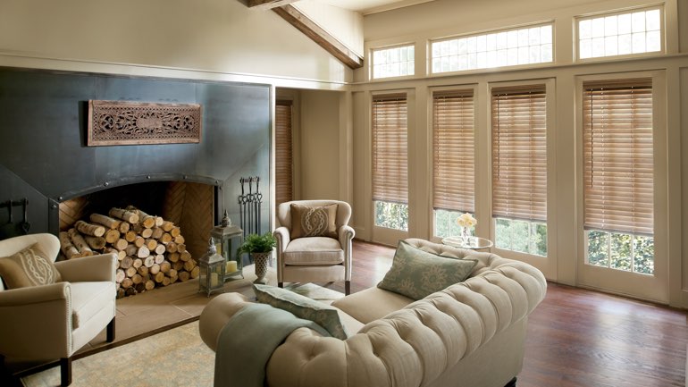 Sacramento fireplace with blinds